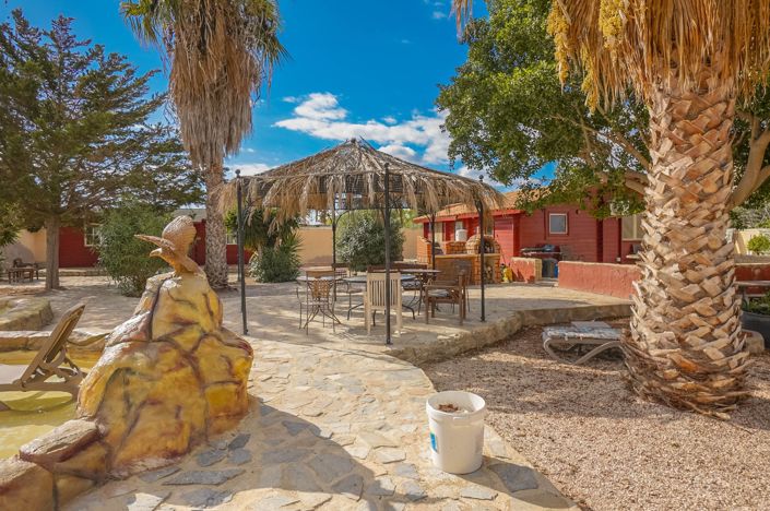 Image No.13-3 Bed Property for sale