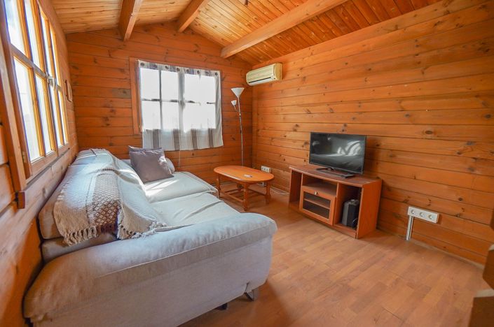 Image No.14-3 Bed Property for sale