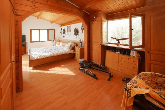 Image No.4-3 Bed Property for sale