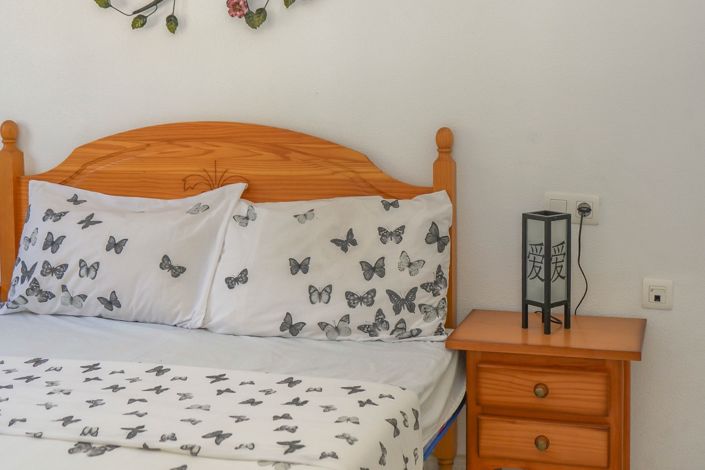 Image No.29-2 Bed Villa / Detached for sale