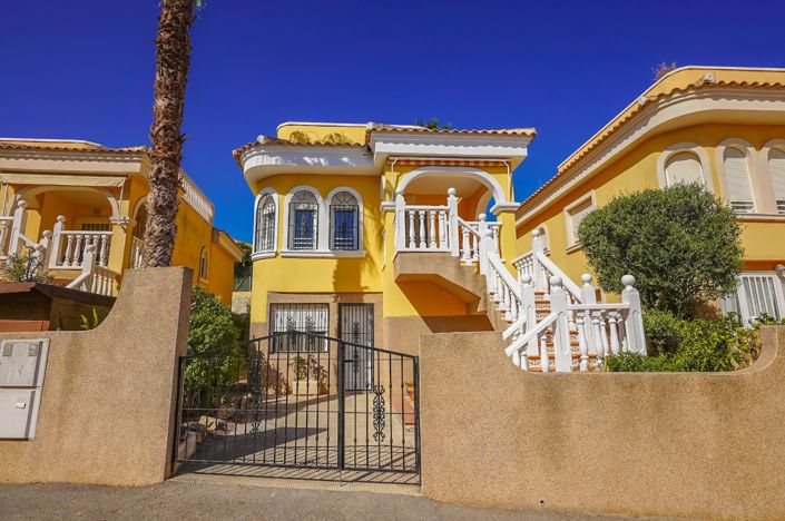 Image No.30-2 Bed Villa / Detached for sale