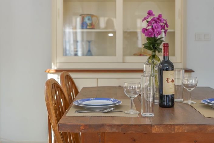 Image No.31-2 Bed Villa / Detached for sale