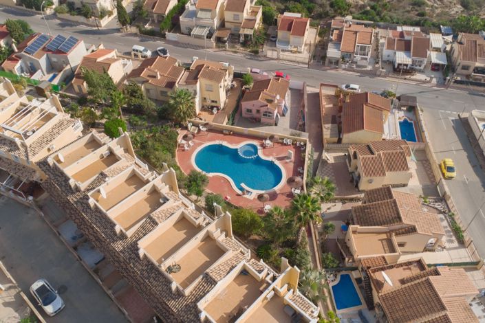 Image No.41-2 Bed Villa / Detached for sale