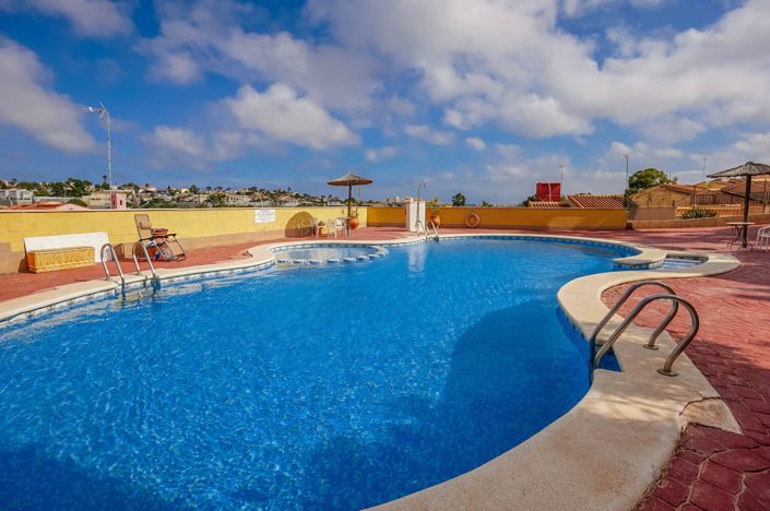 Image No.6-2 Bed Villa / Detached for sale