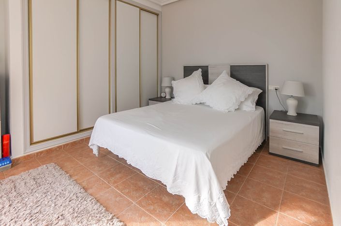 Image No.18-3 Bed Villa / Detached for sale