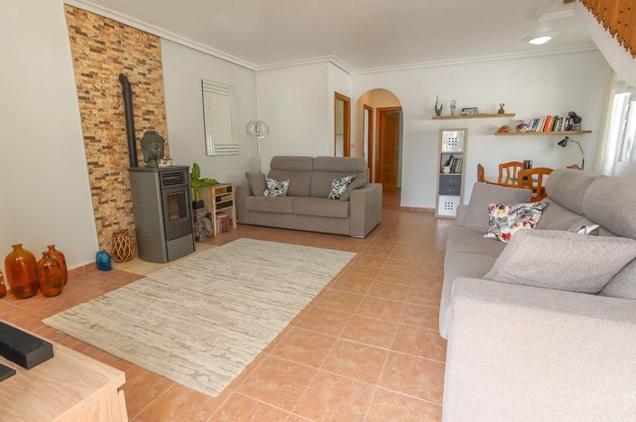 Image No.19-3 Bed Villa / Detached for sale