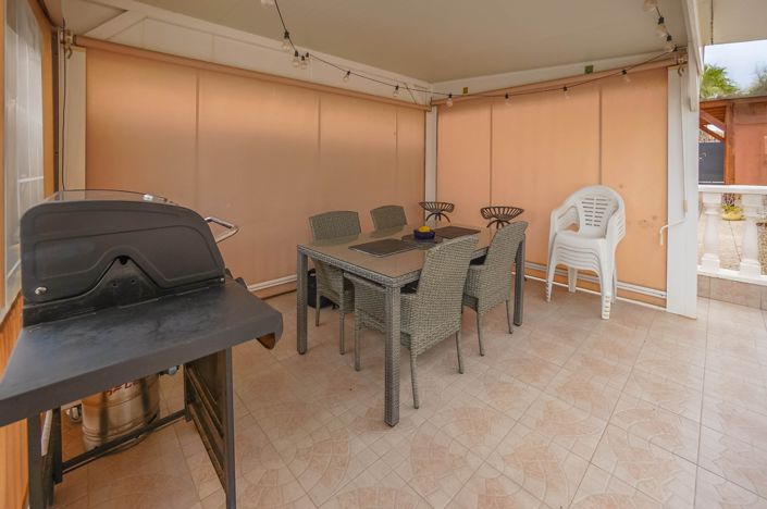 Image No.23-3 Bed Villa / Detached for sale