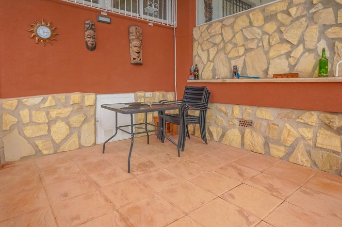 Image No.33-3 Bed Villa / Detached for sale