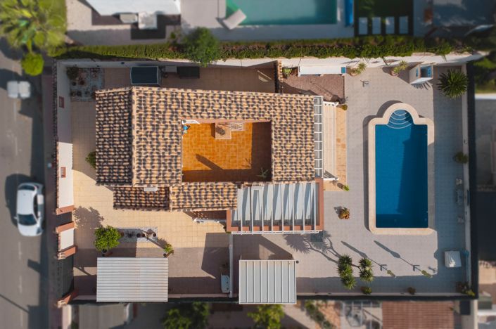 Image No.37-3 Bed Villa / Detached for sale