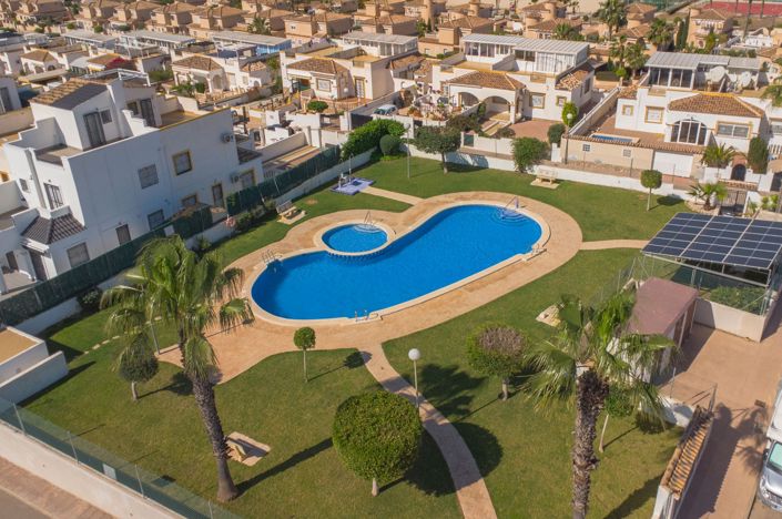 Image No.24-3 Bed Quad for sale