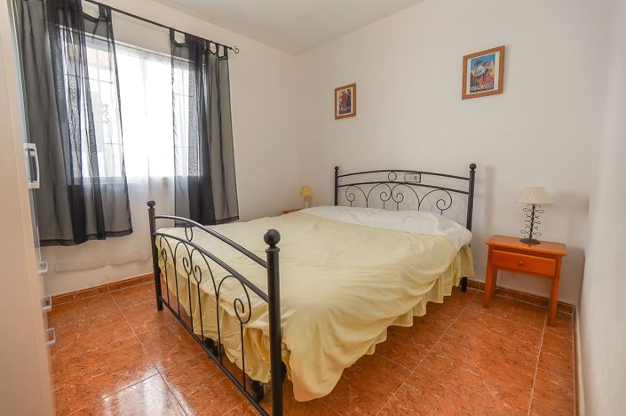 Image No.4-3 Bed Quad for sale