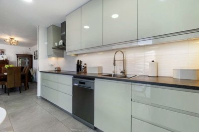 o1j8q4llpu11a41sfb13fofj0196t48