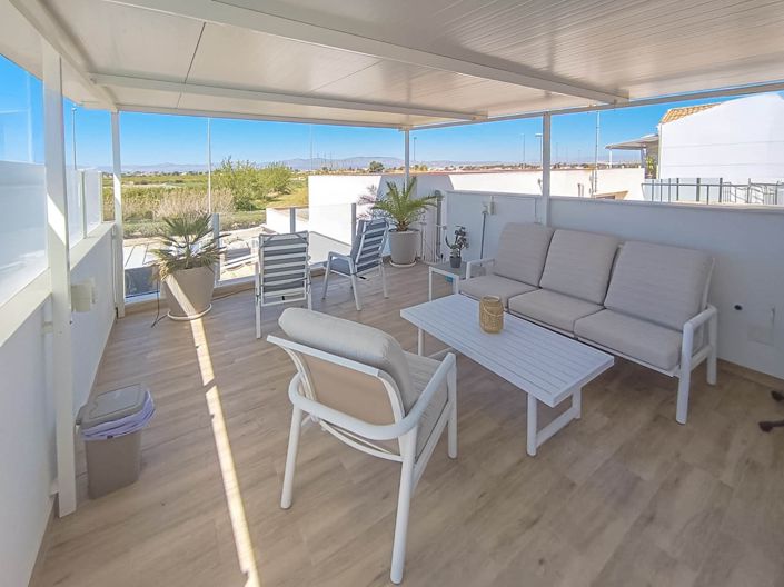 Image No.9-2 Bed Villa / Detached for sale