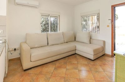 o1j8sqbkfv1smj1s0v1dtk1uihagi2b