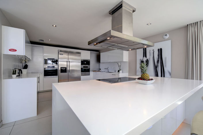 Image No.12-5 Bed Property for sale