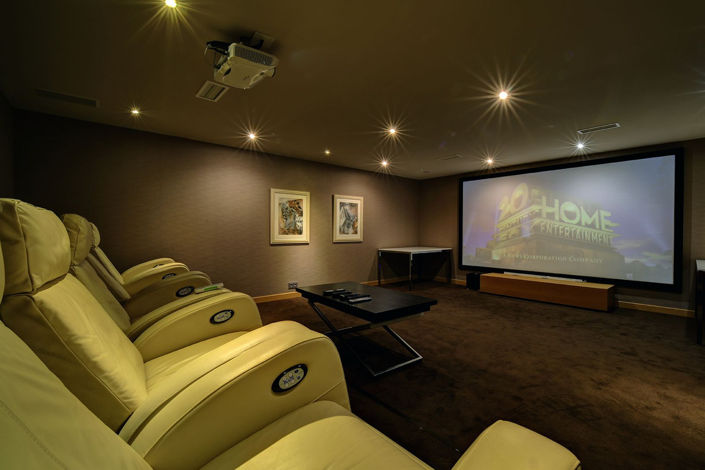 Image No.33-5 Bed Property for sale