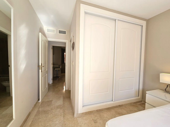 Image No.11-2 Bed Property for sale