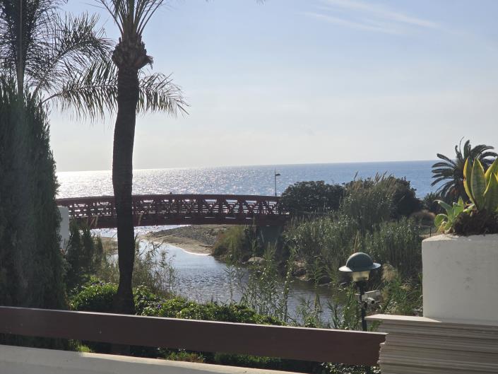 Image No.34-3 Bed Property for sale