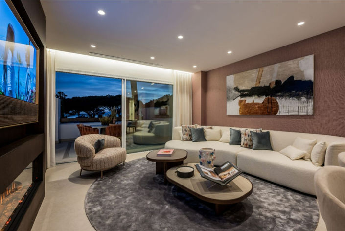 Image No.23-3 Bed Property for sale