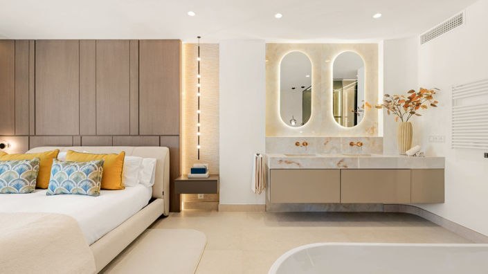 Image No.14-3 Bed Property for sale