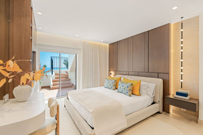 Image No.15-3 Bed Property for sale