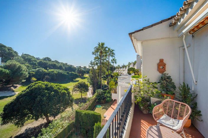 Image No.15-3 Bed Property for sale