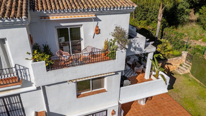 Image No.25-3 Bed Property for sale