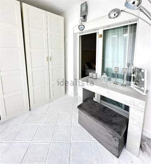 Image No.13-2 Bed Property for sale