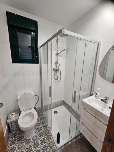 Image No.11-2 Bed Property for sale