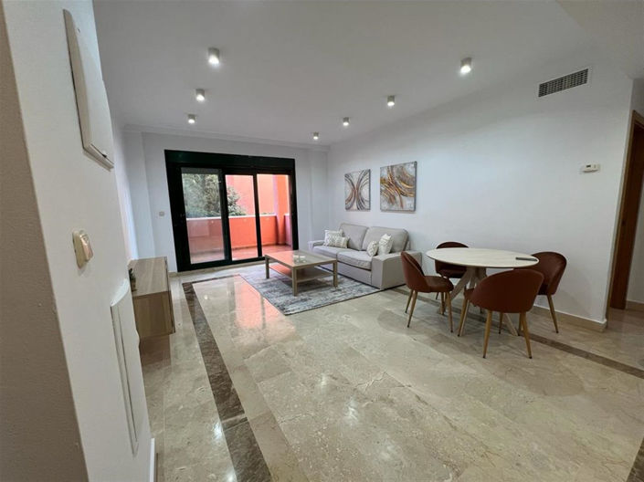 Image No.4-2 Bed Property for sale