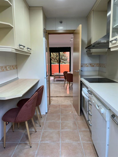 Image No.6-2 Bed Property for sale