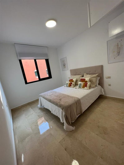 Image No.8-2 Bed Property for sale