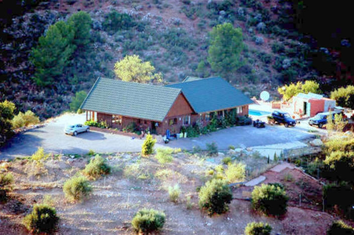 Image No.1-3 Bed Property for sale