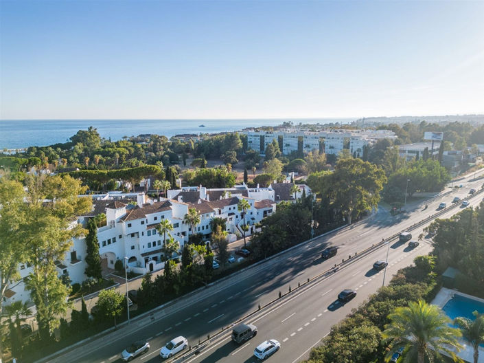 Image No.21-2 Bed Property for sale