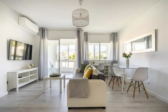 Image No.1-1 Bed Property for sale
