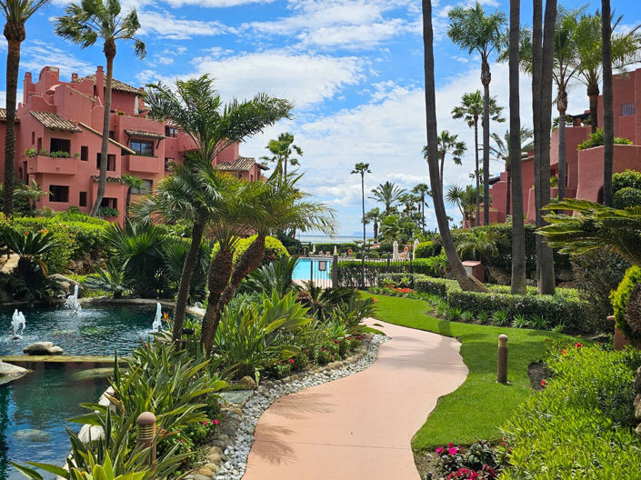 Image No.33-3 Bed Property for sale