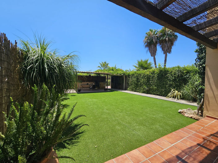 Image No.20-2 Bed Property for sale