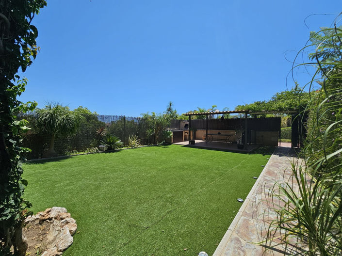 Image No.23-2 Bed Property for sale