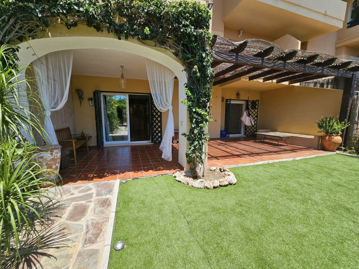 Image No.25-2 Bed Property for sale