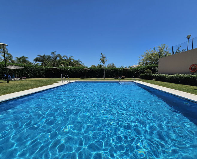 Image No.28-2 Bed Property for sale