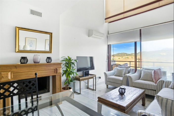 Image No.5-3 Bed Property for sale