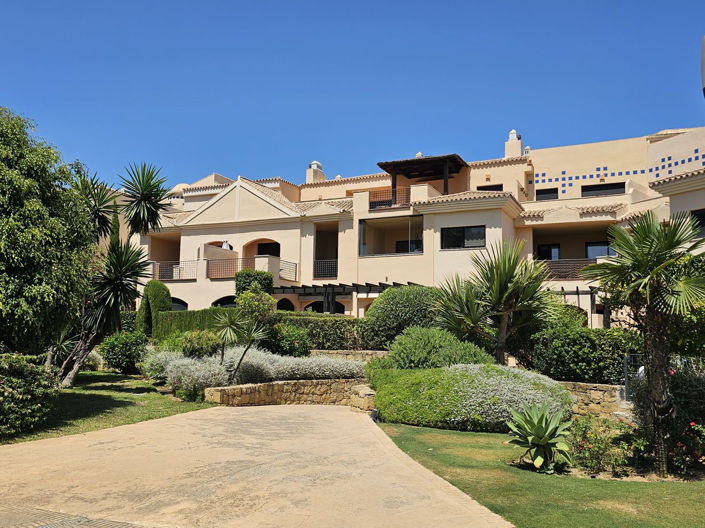 Image No.31-3 Bed Property for sale