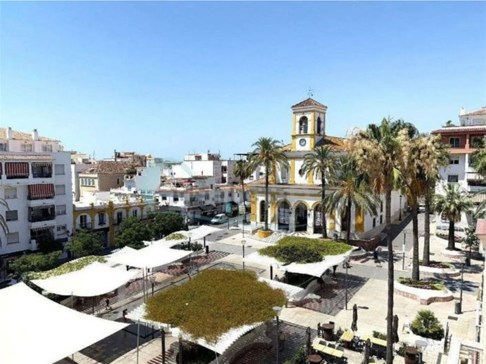 Image No.15-3 Bed Property for sale