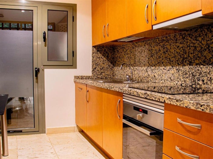 Image No.6-2 Bed Property for sale