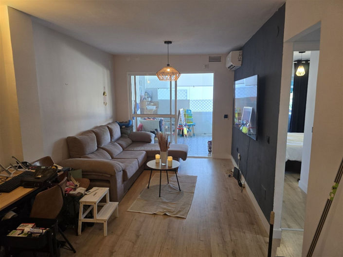 Image No.4-2 Bed Property for sale