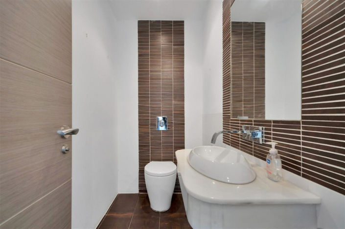 Image No.29-4 Bed Property for sale