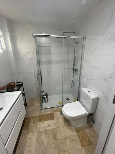 Image No.12-1 Bed Property for sale