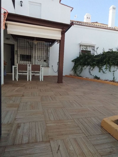 Image No.14-1 Bed Property for sale