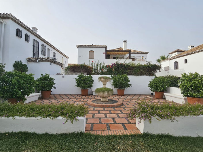 Image No.22-1 Bed Property for sale