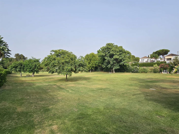 Image No.31-1 Bed Property for sale